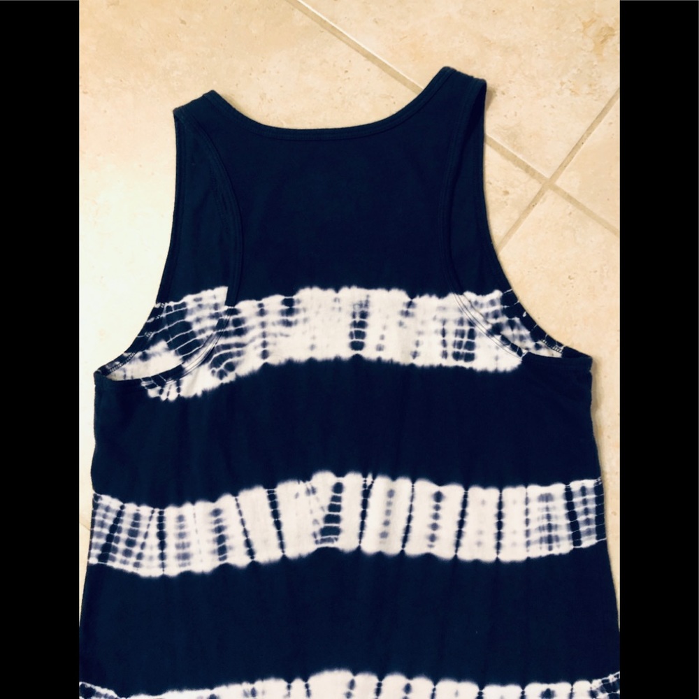 Universal Thread Tank Top - Picture 7 of 7